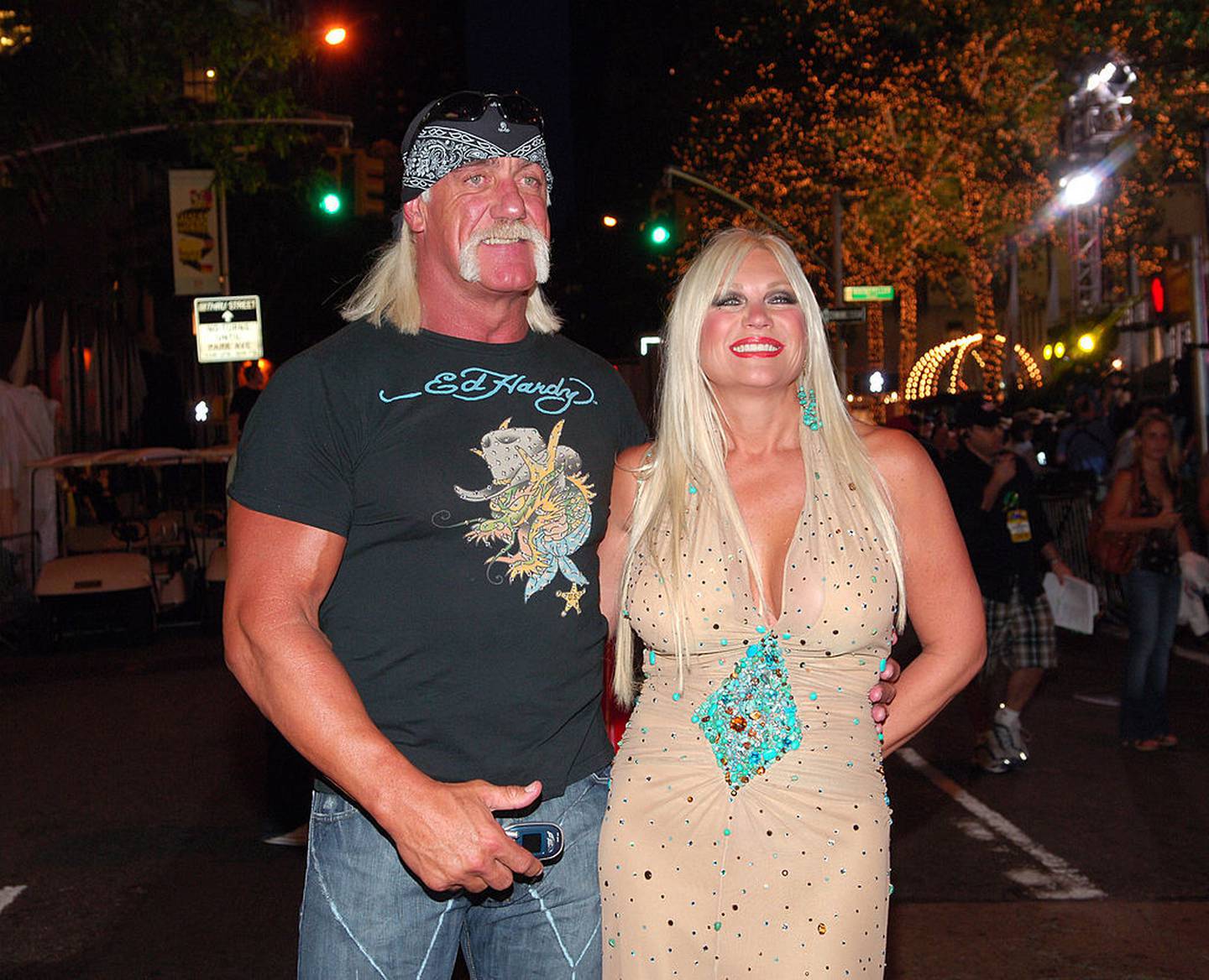 Floyd death Hulk Hogan's exwife Linda Hogan banned for