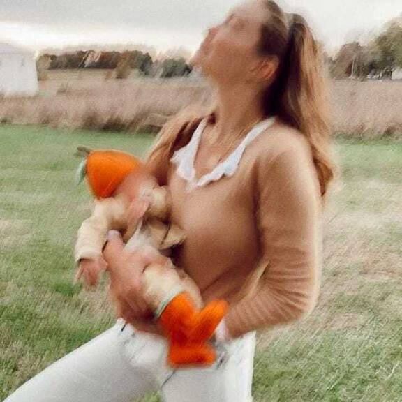 Gigi Hadid Asks Paparazzi to Blur Her Daughter Khai's Face in Photos