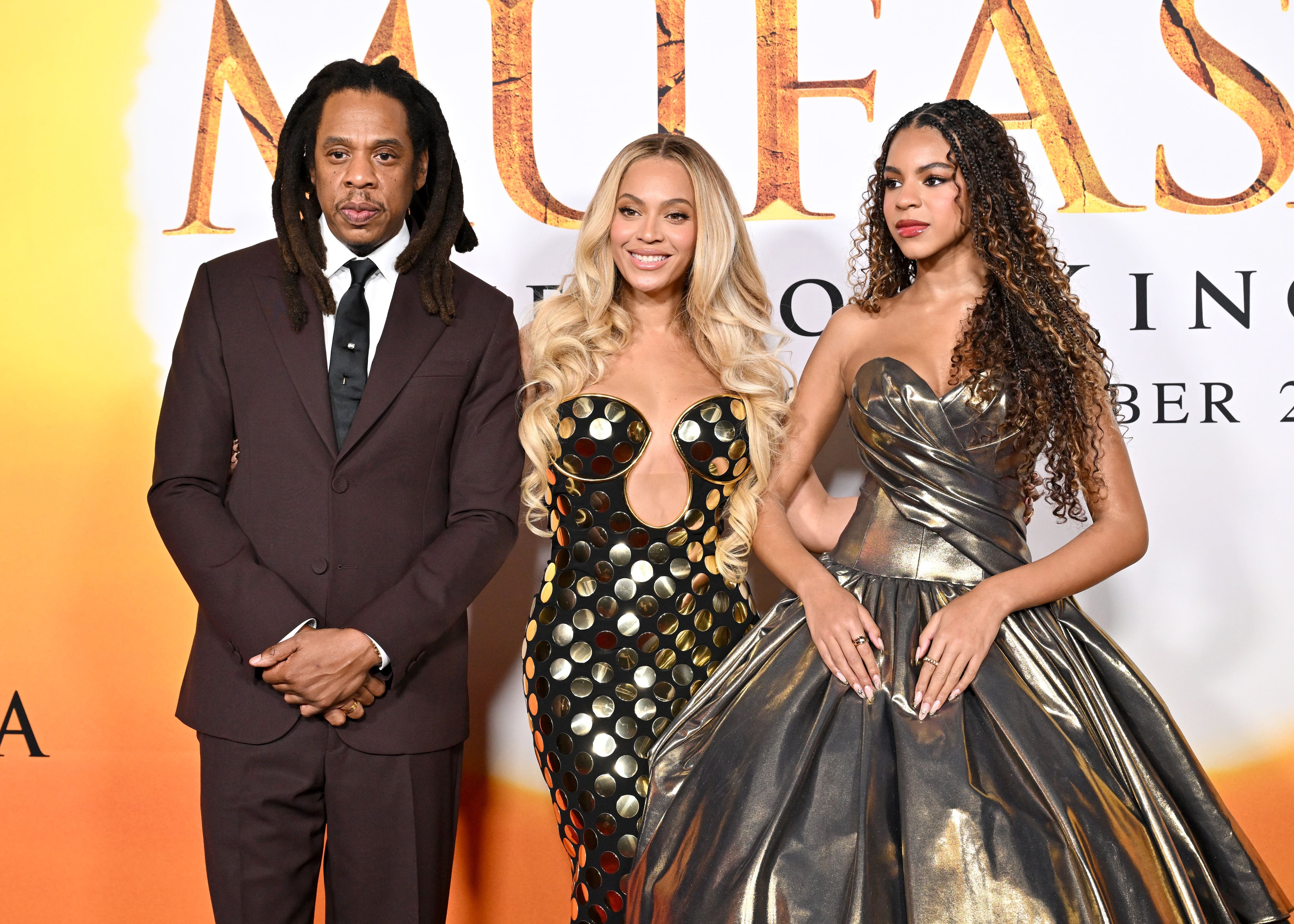 Jay-Z walks red carpet with Beyonce and Blue Ivy amid rape allegations - NZ  Herald