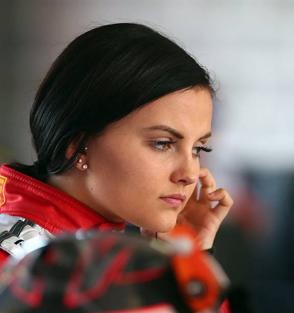 576px x 613px - Why Renee Gracie turned to porn career after history making V8 Supercars  run - NZ Herald