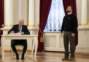 Paranoid Putin uses bodyguard to operate washing machine