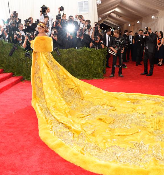 Rihanna's 2015 Met Gala dress designer Guo Pei is selling her