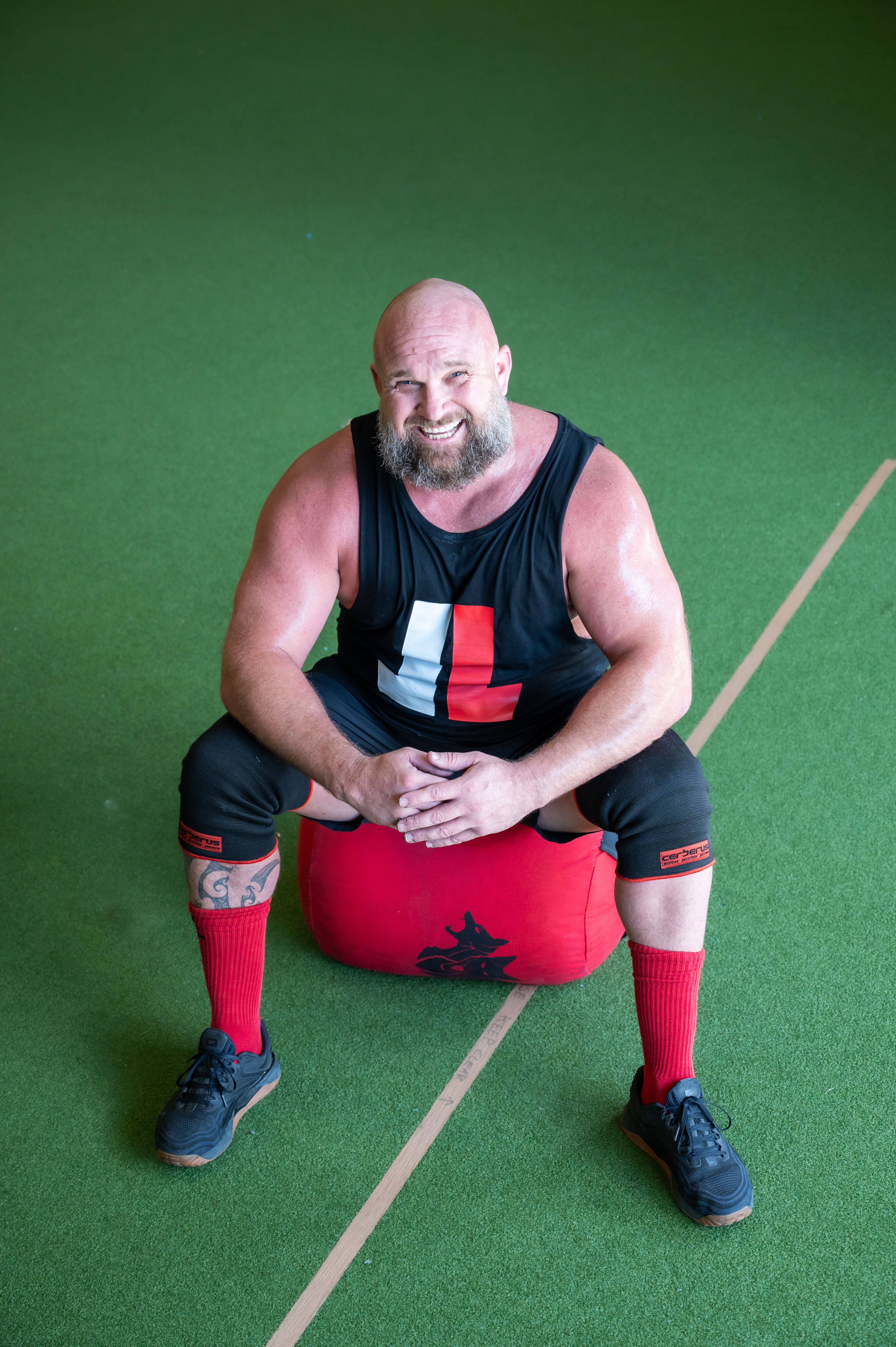 Rich Farrell takes a break during training. Photo / Brydie Thompson