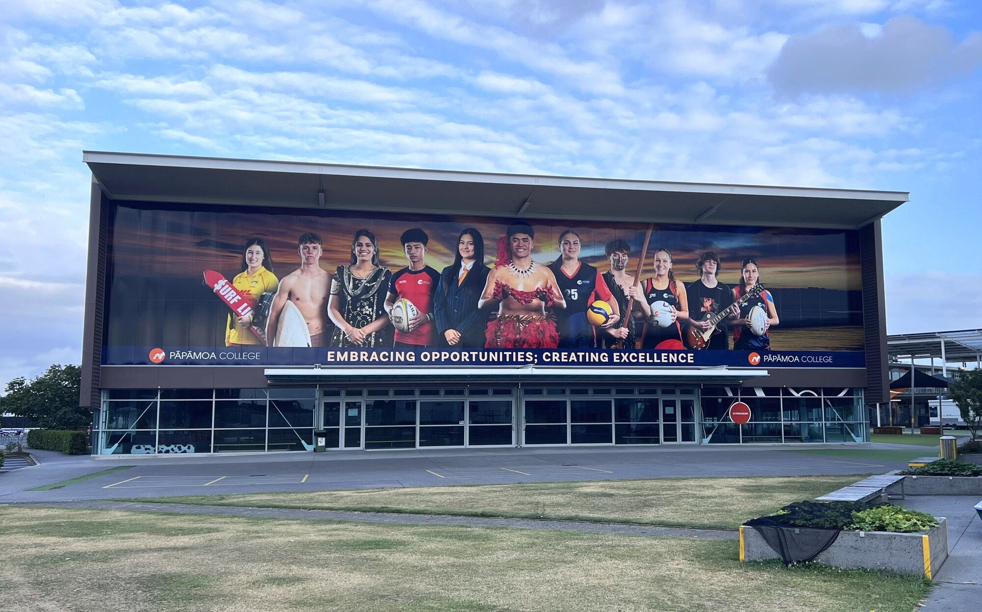 The new Pāpāmoa College gym mural. Photo / Supplied