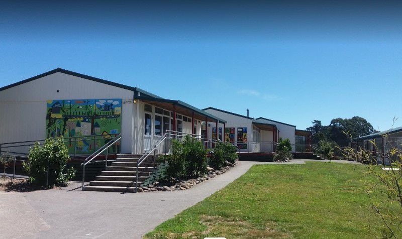 Ōropi School.  Photo / Google Maps