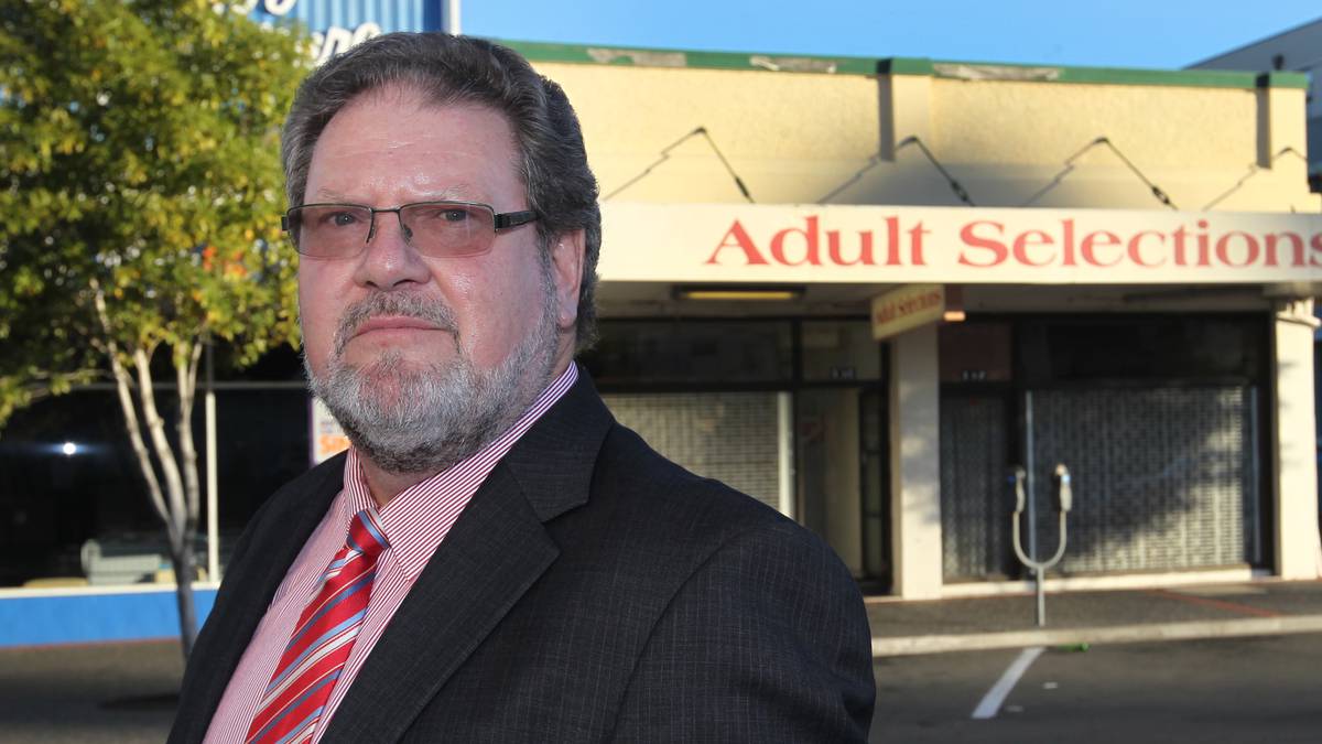 Legal highs law ineffective: Mayor Bill Dalton NZ Herald