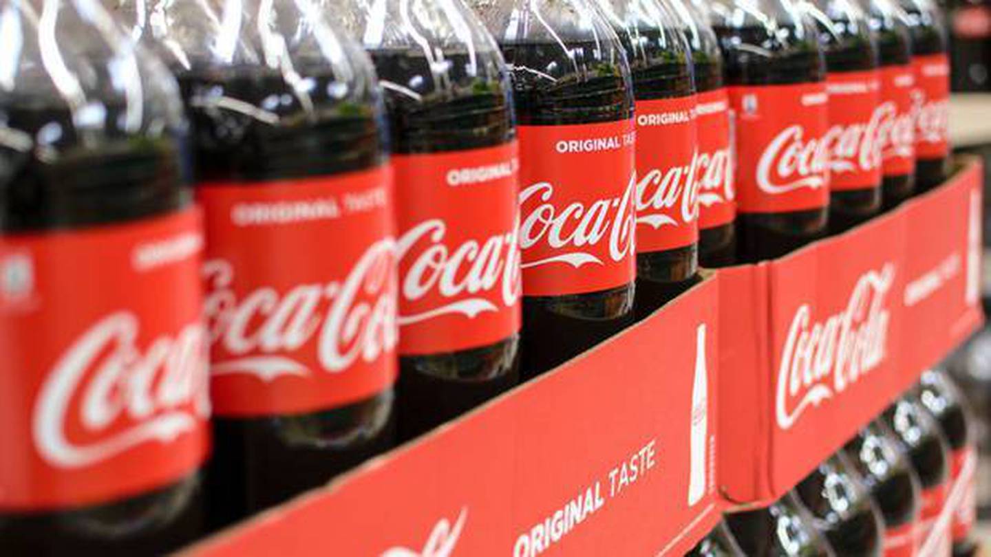 Coca-Cola's new bottles: Kiwis hit out after change to plastic drink  bottles - NZ Herald