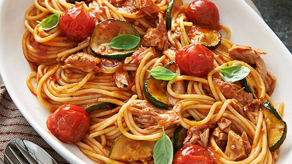 Cherry tomato and tuna pasta - Eat Well Recipe - NZ Herald