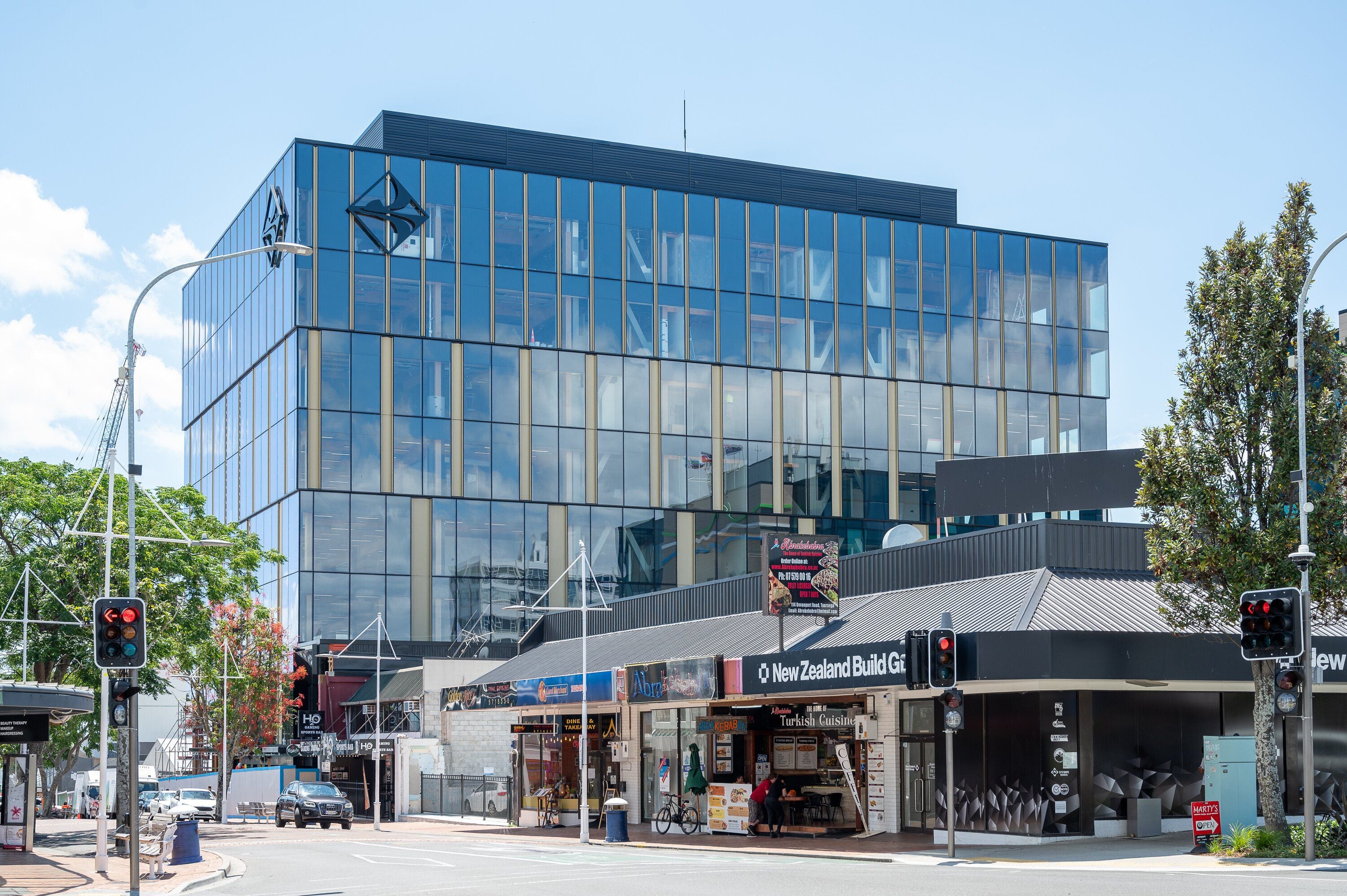 Tauranga City Council offices at 90 Devonport Rd are nearly finished. Photo / David Hall.