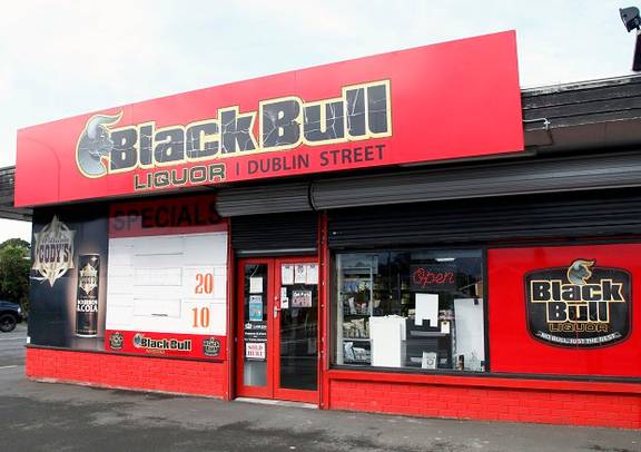 Cash Stolen In Aggravated Robbery Of Whanganui S Black Bull Liquor In Dublin St Nz Herald