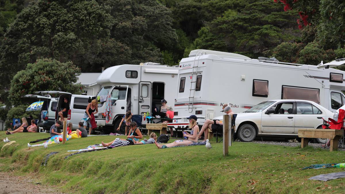 Problem Freedom Camping Hotspots Could Be Shut Down Nz Herald