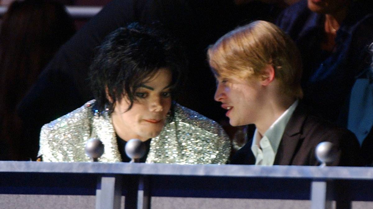 Creepy Relationship Inside Macaulay Culkin S Strange Friendship With Michael Jackson Nz Herald