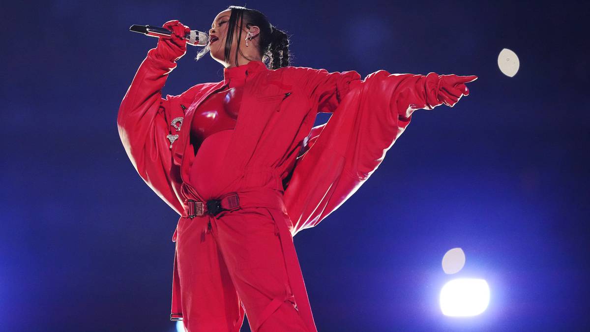 Rihanna's Super Bowl halftime show press conference: Date, time