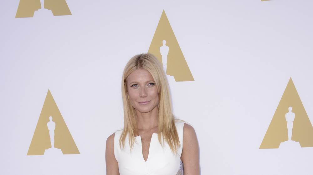 Gwyneth Paltrow Publishes Guide To Porn Sex Toys And Anal Sex Nz Herald