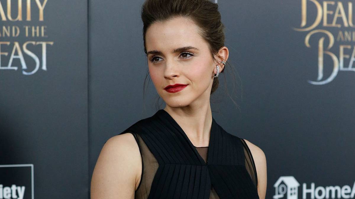 Gwiazda Harry’ego Pottera, Emma Watson, przerywa ciszę w mediach społecznościowych, aby poruszyć pogłoski o karierze i zaręczynach