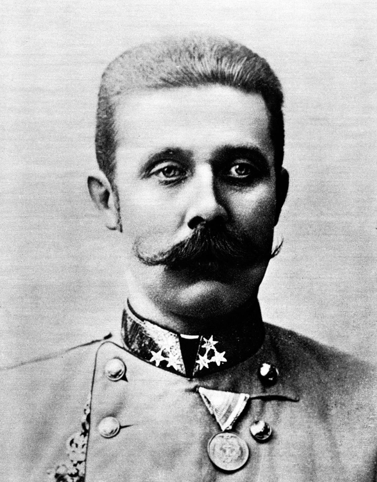who assassinated franz ferdinand and why