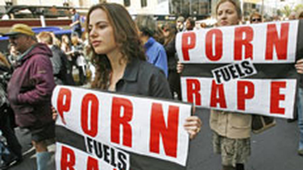 Xxx Pornrape Verginvideo - Anti-violence protesters walk ahead of parade - NZ Herald