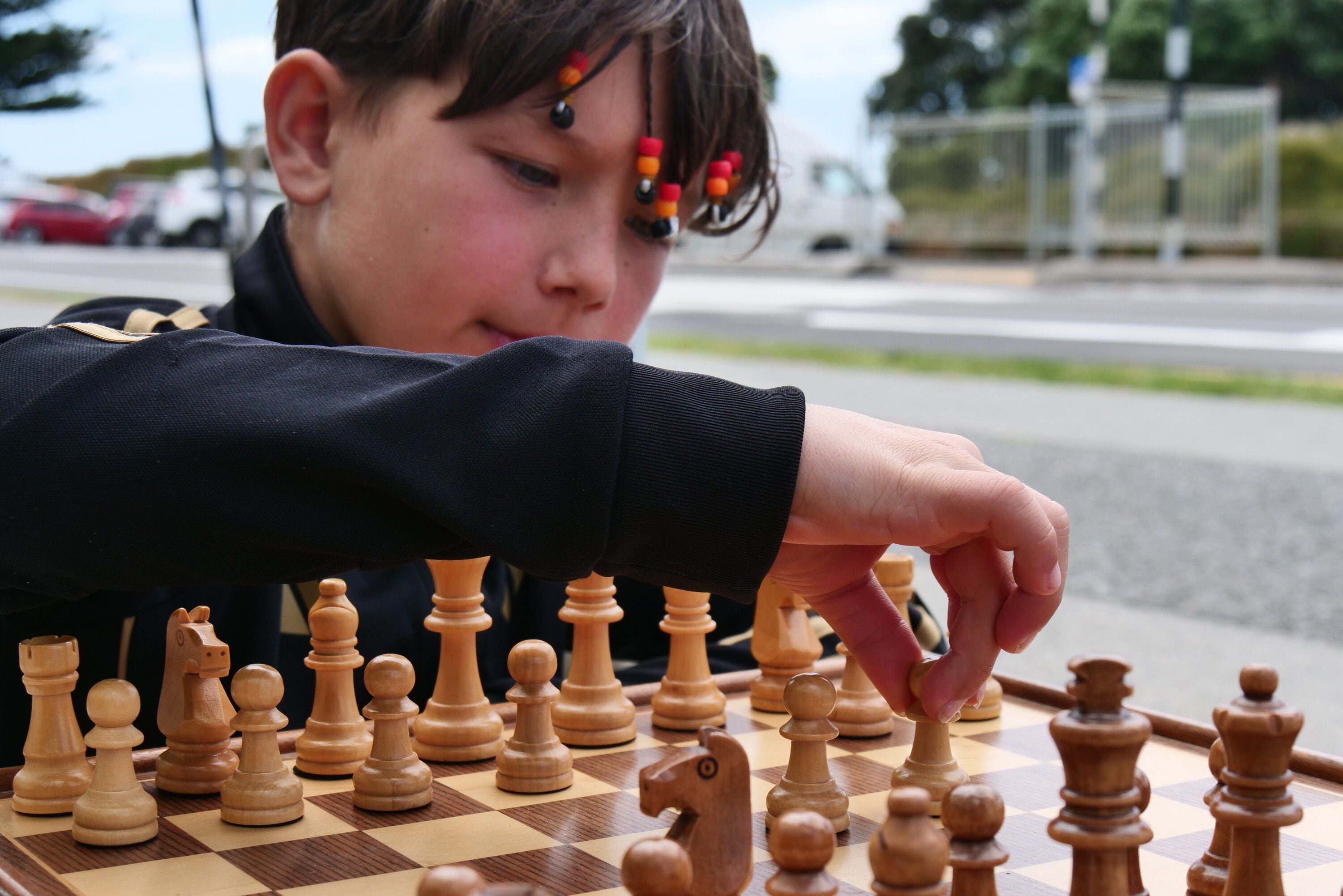 Alex Carter makes his move. Photo / Tom Eley