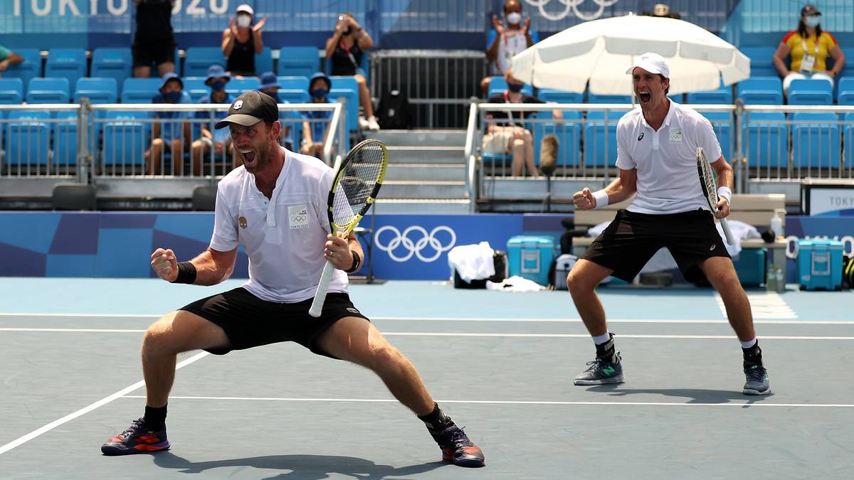 Olympijské hry v Tokiu 2020: Tenisové duo Kiwi Michael Venus a Marcus Daniel po víťazstve nad Kolumbiou postupujú do semifinále.