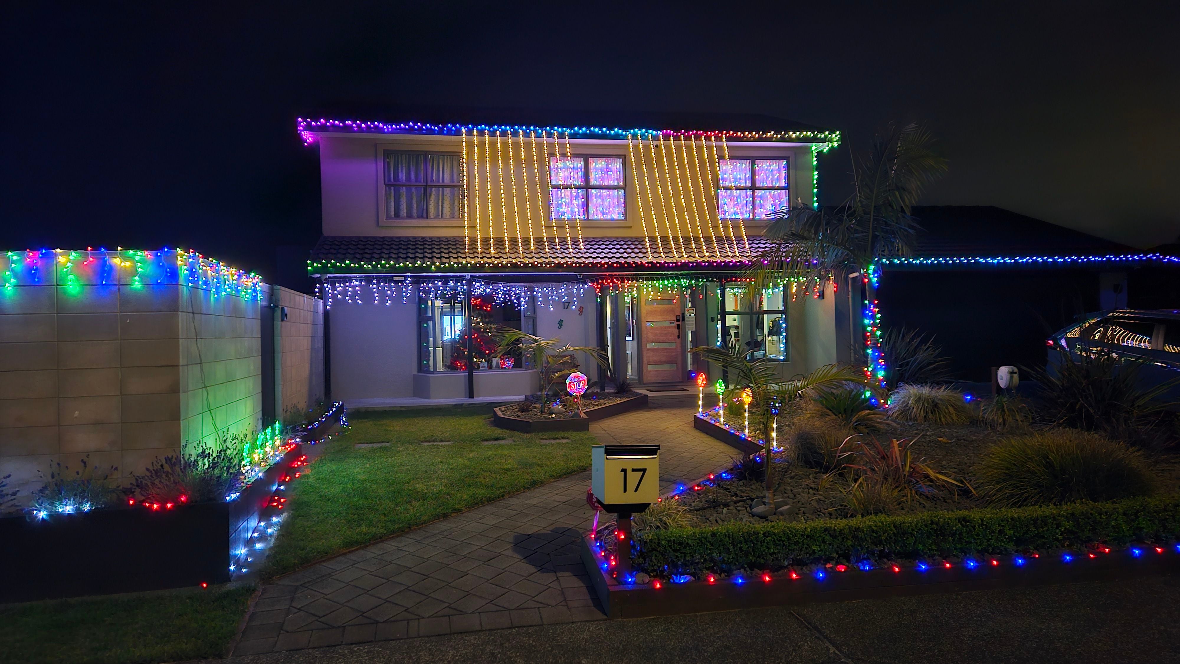 7 Rewarewa Place in Matua lit up for the 2024 Tremains Christmas Lights Trail.