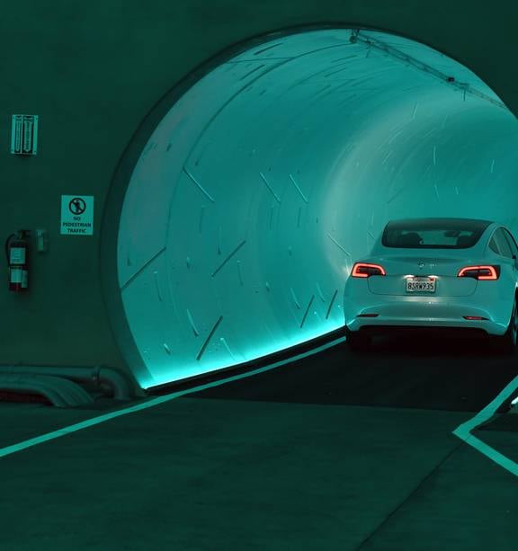 Elon's Vegas Loop Green-Lighted for 18 More Transit Stations 
