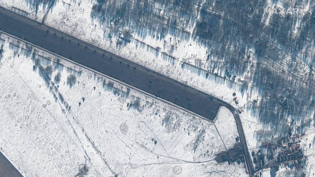 Photo of La concentration des forces russes : les images satellites donnent une vision globale de la crise ukrainienne