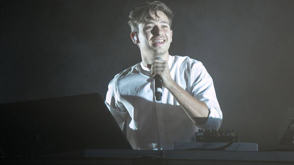 Flume Performs Sex Act On Stage At Burning Man Nz Herald