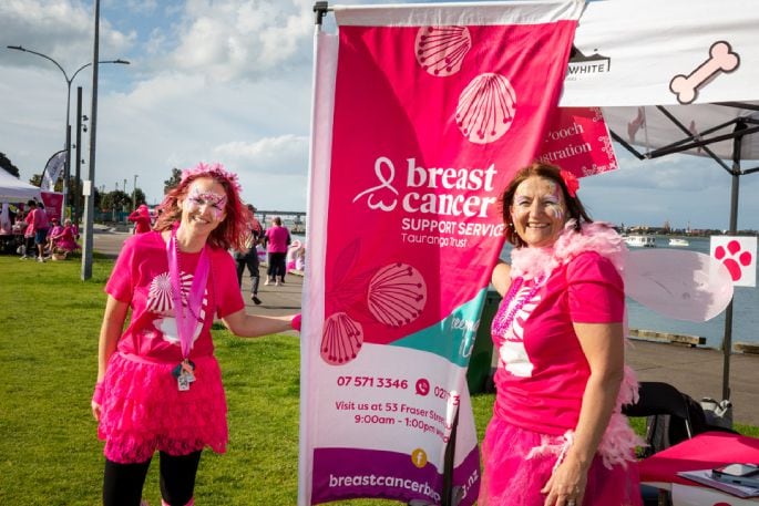 The 2024 HOT Pink Walk. Photos by Alana from Alana Dresner Photography and Sarah from Beaufoy Imagery.