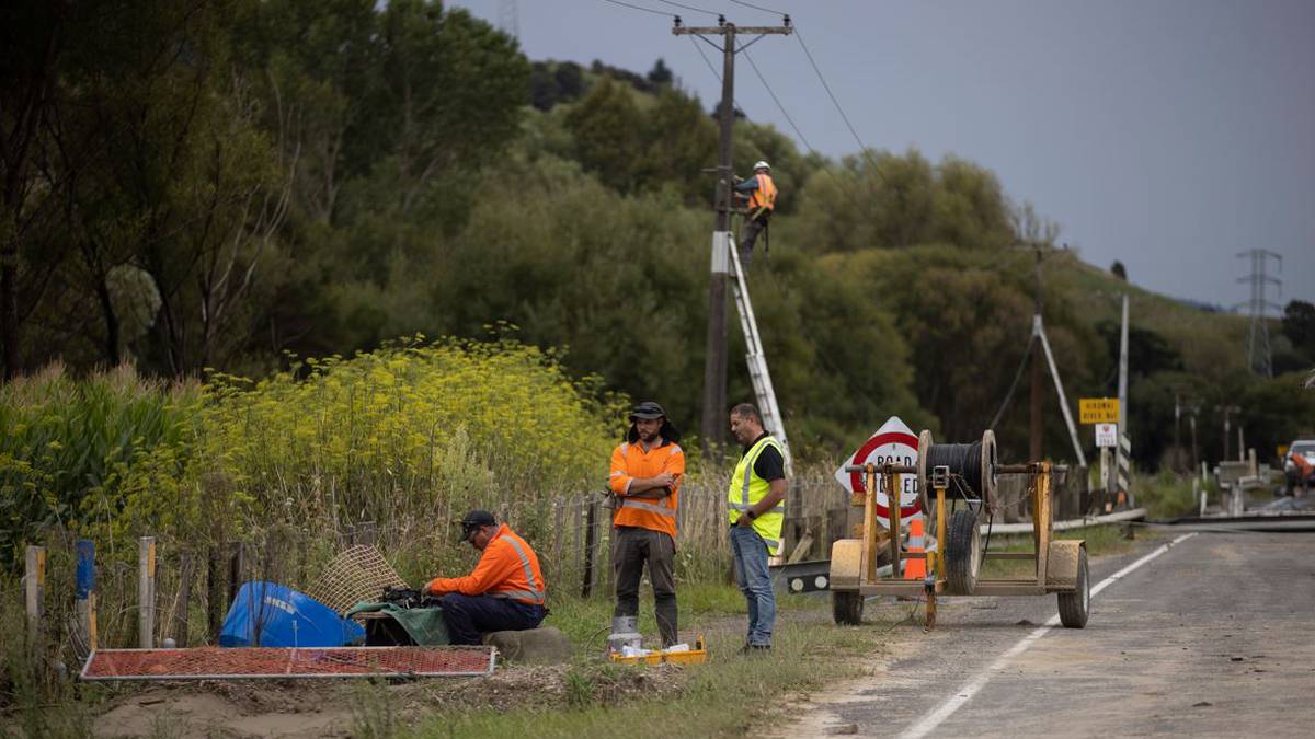 Poor rural broadband highlighted in briefing to new Communications Minister