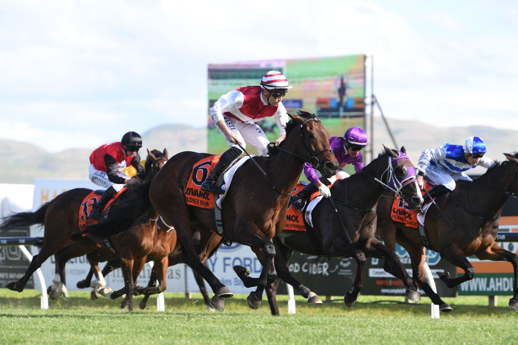 Racing: Ladies Man becomes master of own Melbourne Cup destiny