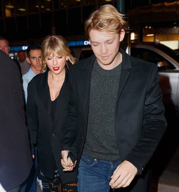 Taylor Swift and Joe Alwyn reportedly breakup after six-year-long  relationship - AS USA