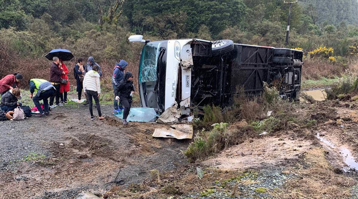 Horror Tourist Bus Crash Near Rotorua Five Dead 2 - 