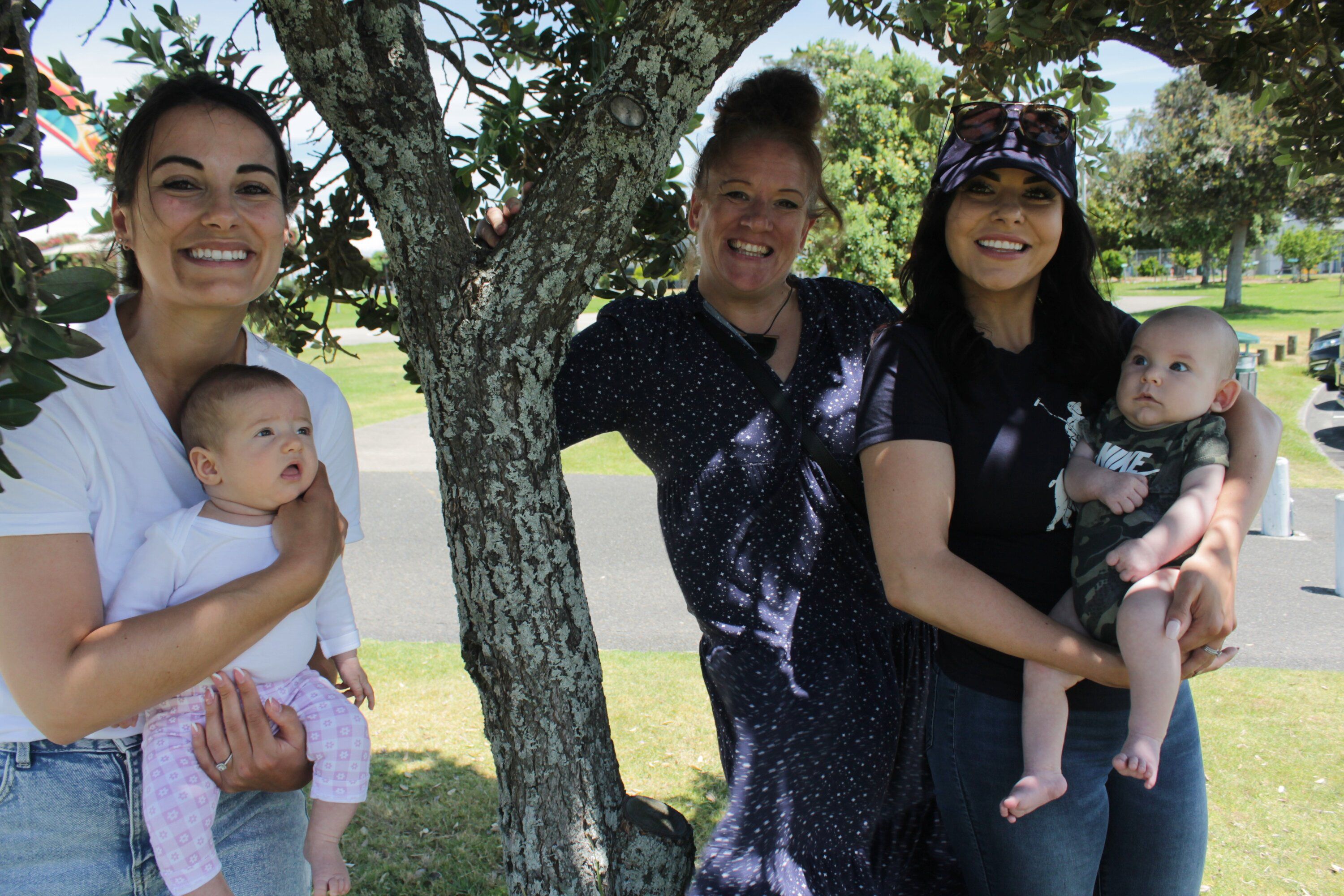  Anna Theron holds 12-week-old Kaila Theron, Parents Centre Tauranga facilitator Mandy Hewson with MJ Pitts and 11-week-old Liam Pitts. Photo: Debbie Griffiths