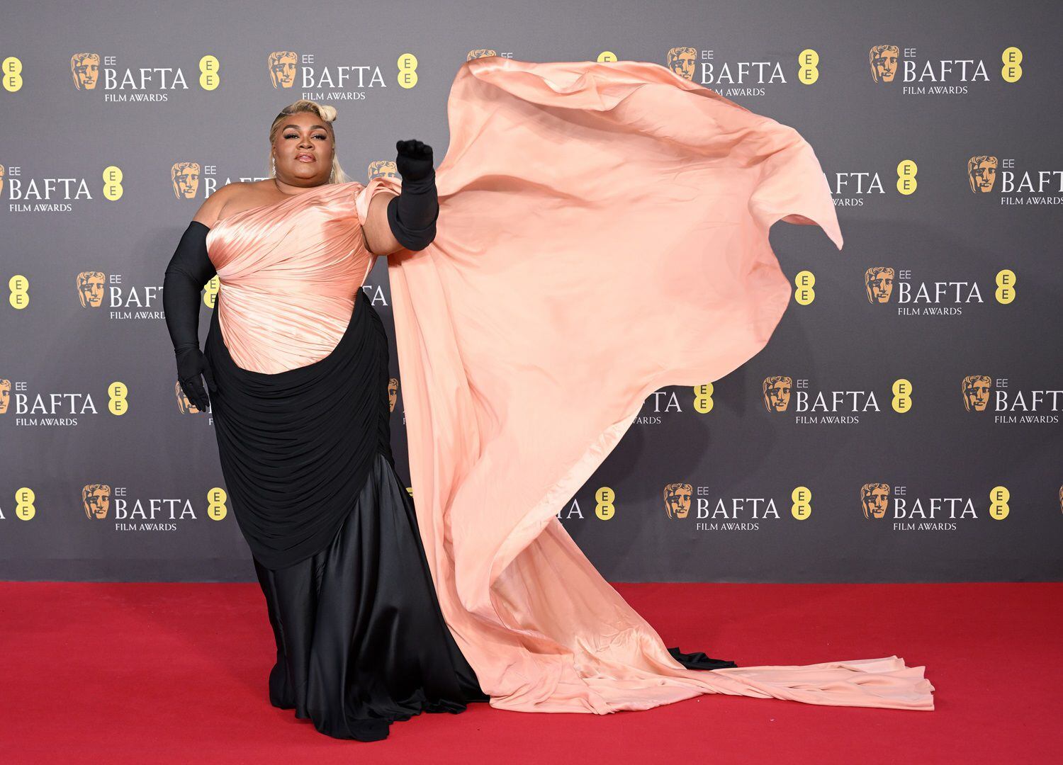 Fashion: Bold Style & Brights on the Red Carpet - Queen Latifah