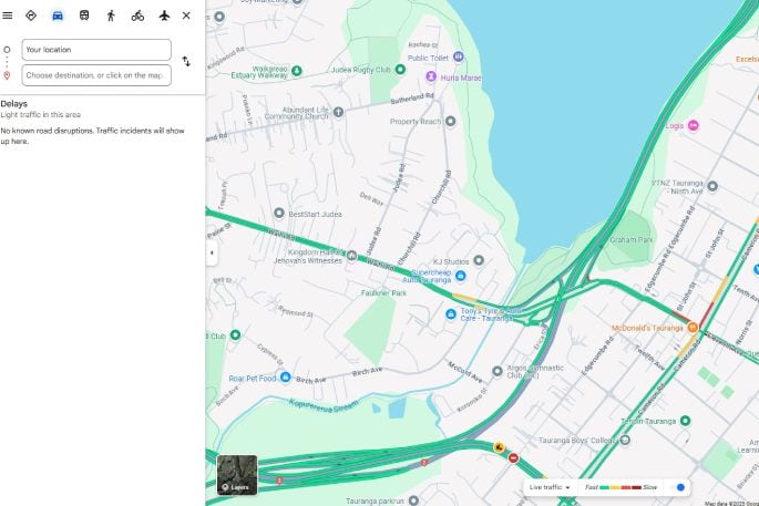 Real-time information on traffic conditions enables people to see which roads have free-flowing traffic, and which roads are congested. Image / Google Maps