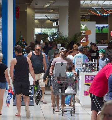 Rotorua S Town Bustles With Shoppers Making Most Of Boxing Day