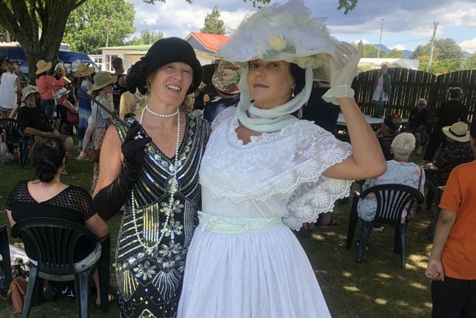 Katikati A&P Show committee member Lynne Smith with actress Miriama Smith, who MCed and judged the fashion parade. Photo / Rebecca Mauger