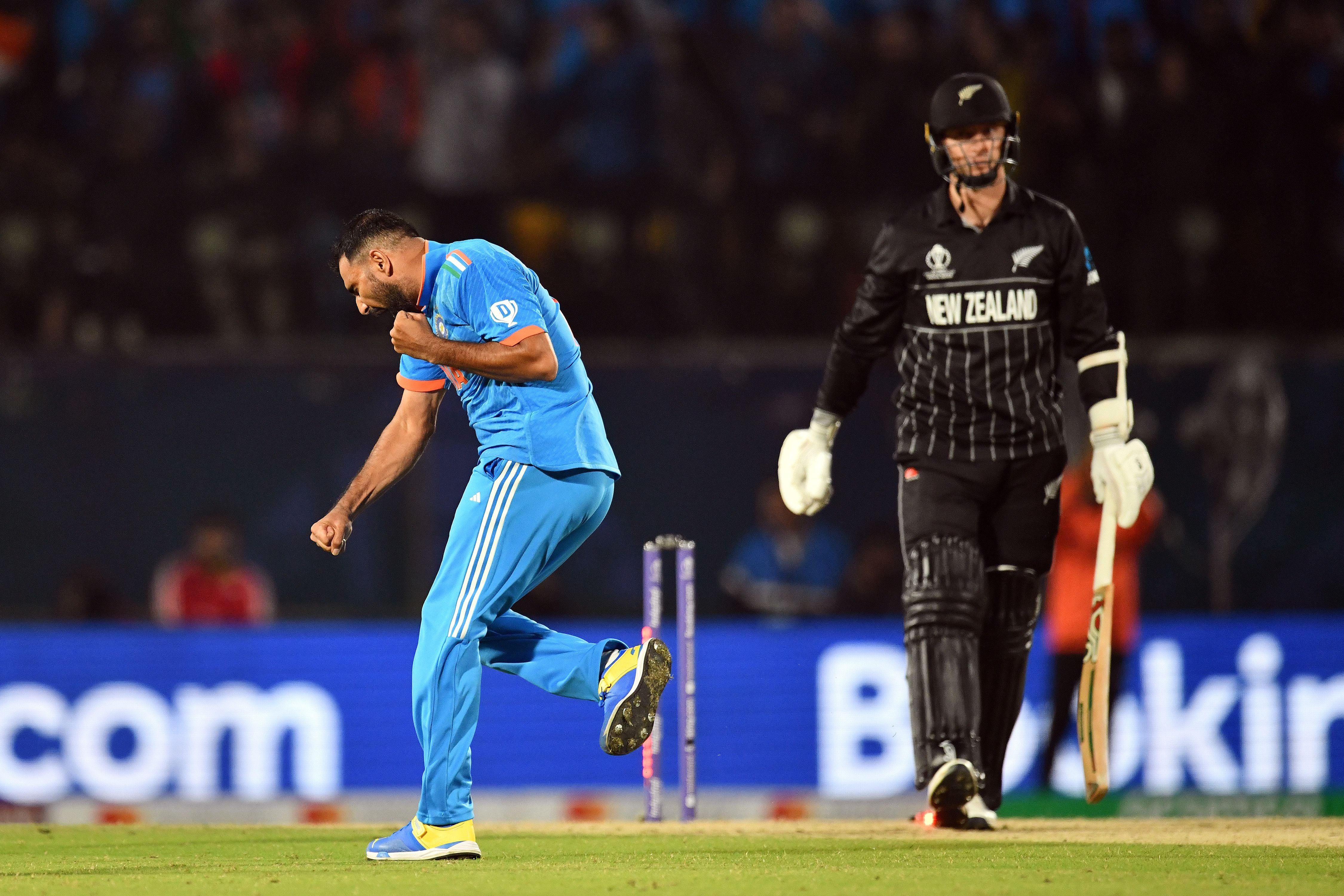 India v New Zealand LIVE: Cricket World Cup score and result as Shami and  Kohli lead hosts to final