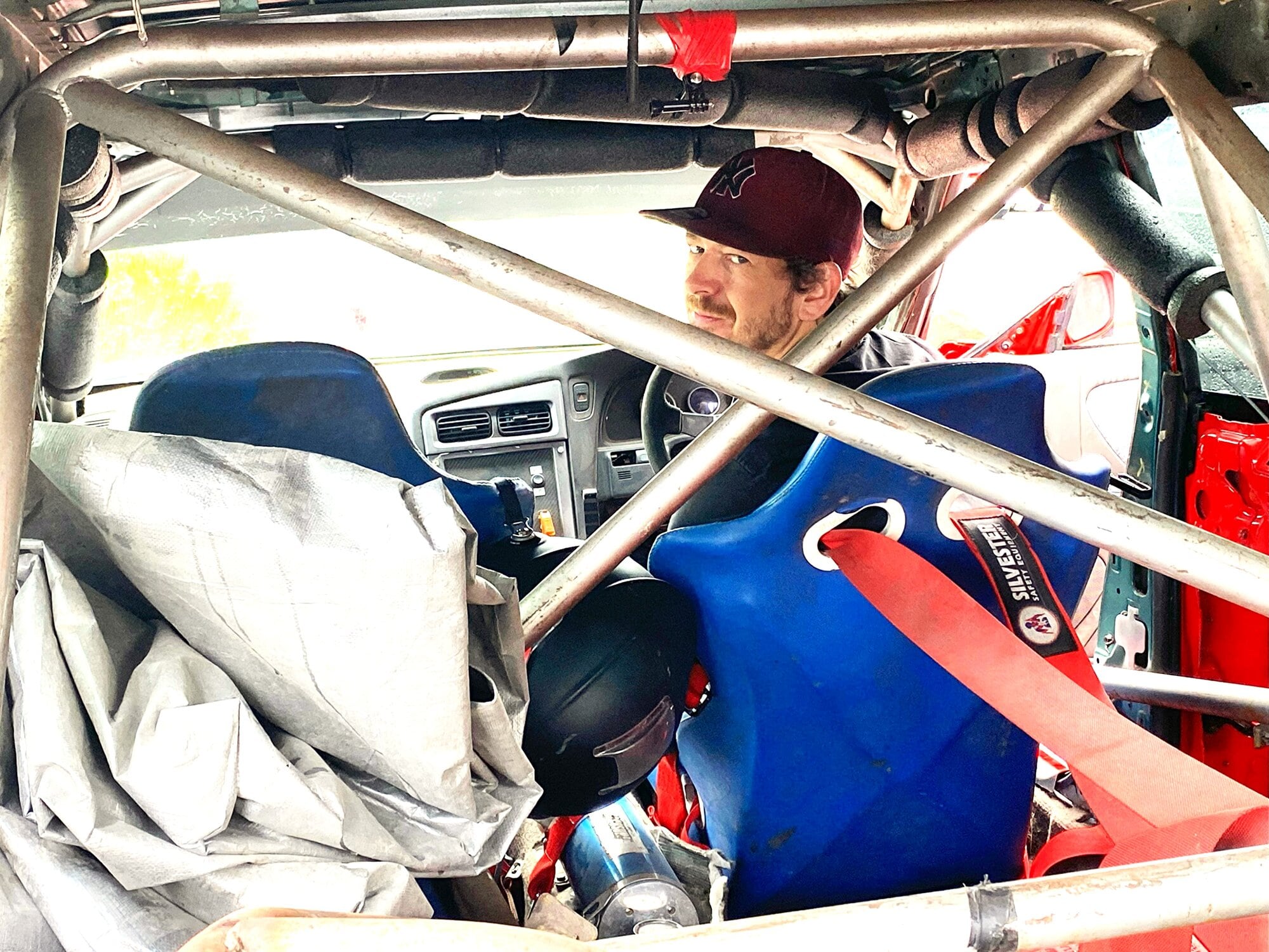  Zac Green in his Nissan. Photo / Rosalie Liddle Crawford.