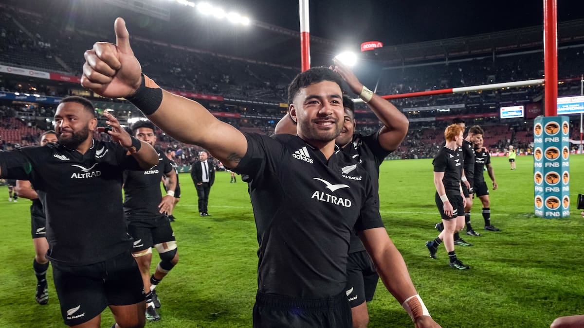 NZR plots to bring Mo'unga home from Japan stint early