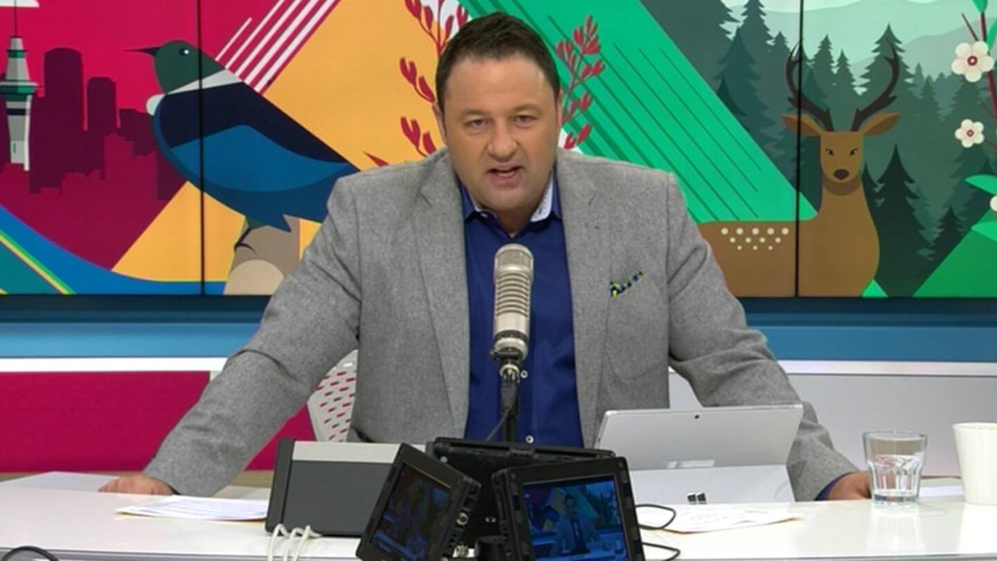 TV3's Duncan Garner apologises on Facebook after naked woman's crotch  broadcast