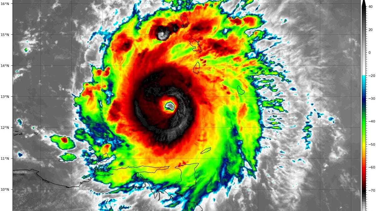 L’ouragan Beryl frappe les Caraïbes : des vents potentiellement mortels et des ondes de choc sont prévus