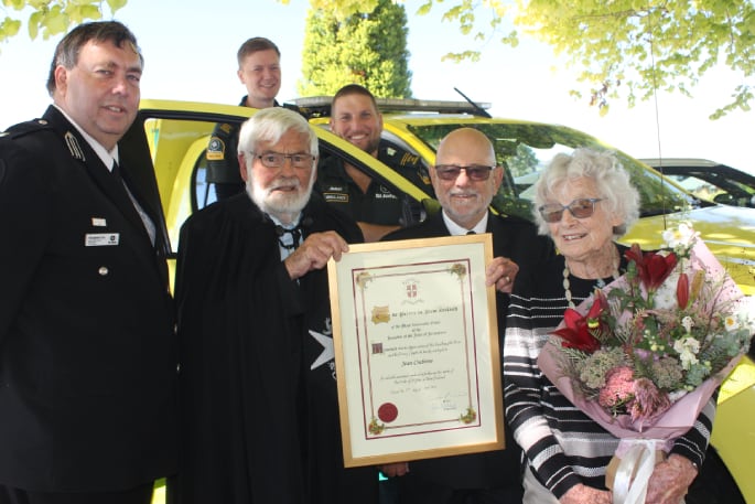 St John’s Vaughan Coy, Norm Harris, Marcus Blumson, Jimmy Bray and Gunner Lovich with Jean Crabtree. Photo / Debbie Griffiths