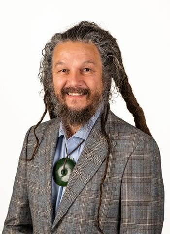  Councillor Nandor Tanczos wants Health New Zealand heads to front up to a public council meeting.