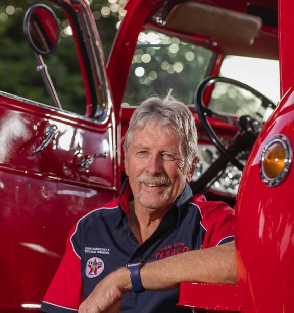 Rare 1938 Diamond T Texaco tanker restored to former glory by Auckland  enthusiast - NZ Herald
