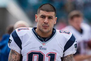 Despite Aaron Hernandez's crimes, people gather at his funeral in