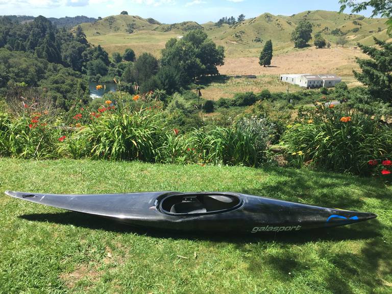 No fresh leads despite reward to find stolen Rotorua kayak - NZ Herald