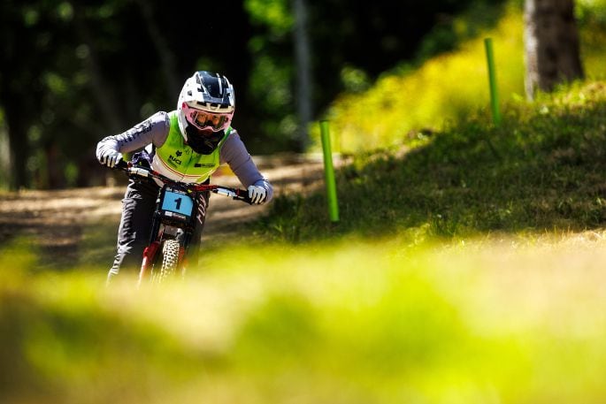 Eliana Hulsebosch competing in the Les Gets 2024 UCI MTB World Cup.  Photo / Sven Martin