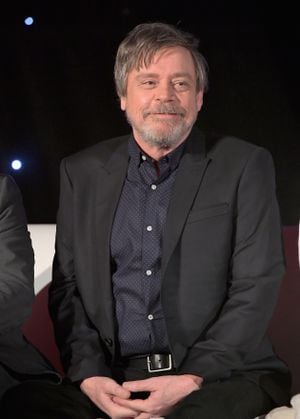 Star Wars' Fans Reminded Why They Love Mark Hamill – The Hollywood